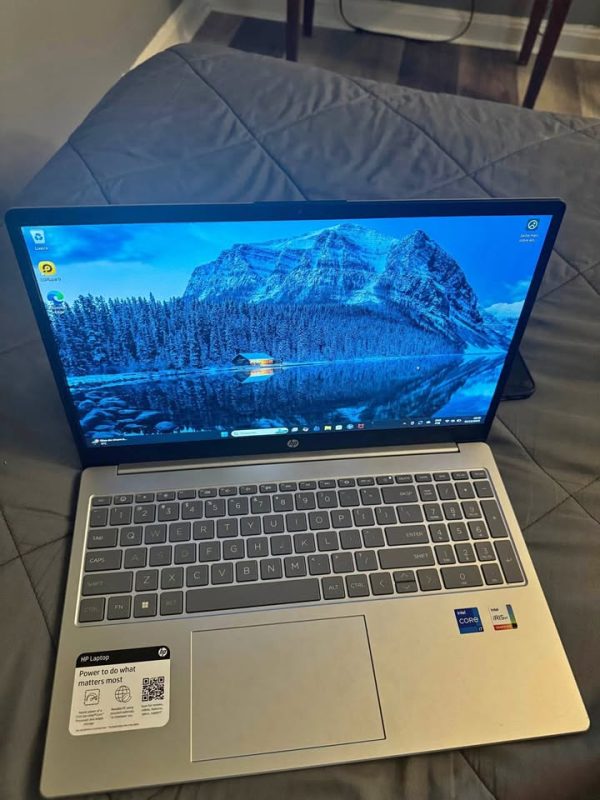 hp touch screen laptop i7