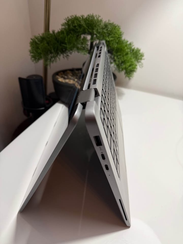 Dell Latitude 5320; i5 11Th; 16Go Ram; 256Go SSD. 2 Dell Latitude 5320; i5 11Th; 16Go Ram; 256Go SSD.