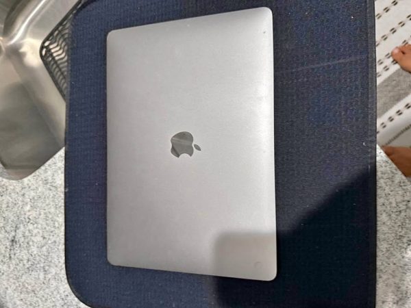 Apple MacBook Air Laptop 2020- Perfect Condition. Never Been Used - Specs in Pic