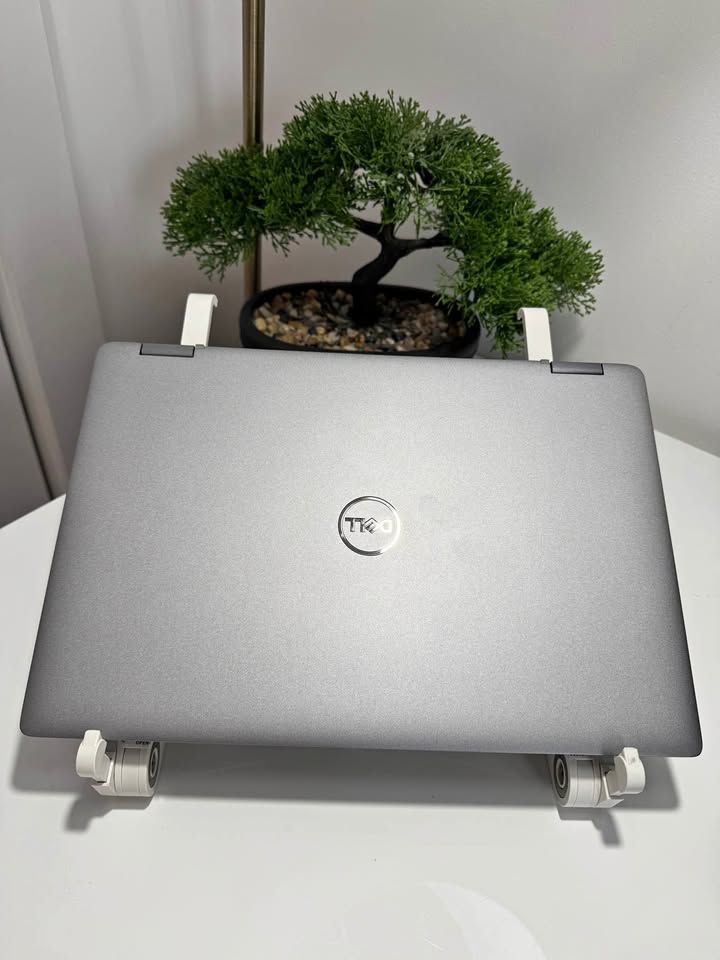 Dell Latitude 5320; i5 11Th; 16Go Ram; 256Go SSD. 3 Dell Latitude 5320; i5 11Th; 16Go Ram; 256Go SSD.