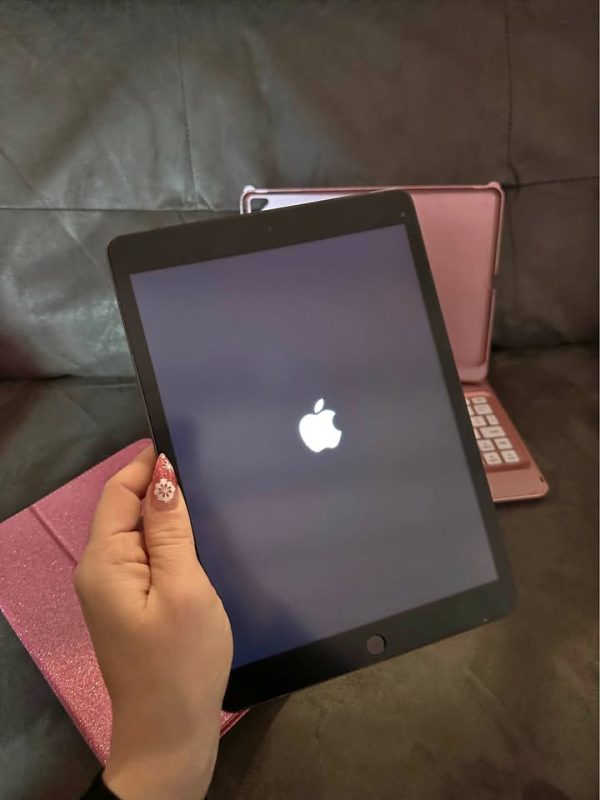 Wifi/cellular iPad 9th gen