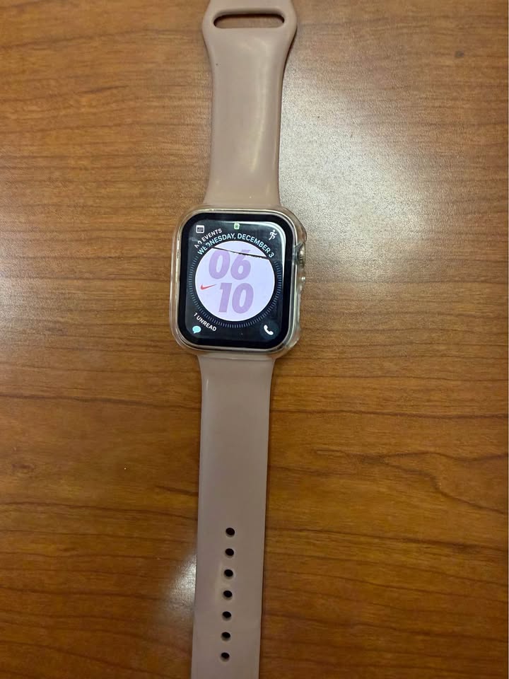 Apple iWatch Series 6 (GPS+CELLULAR) 2 Apple iWatch Series 6 (GPS+CELLULAR)