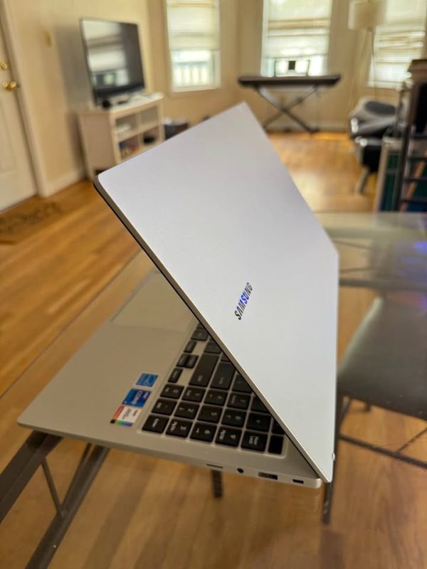 Samsung Galaxy Book 3