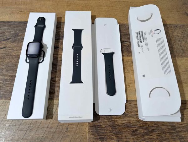 Apple Watch Series 7 45mm Midnight Aluminum Case with Midnight Sport Band