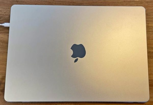 Apple MacBook Air M2 (2023) 15.3” 16GB Memory 1TB SSD