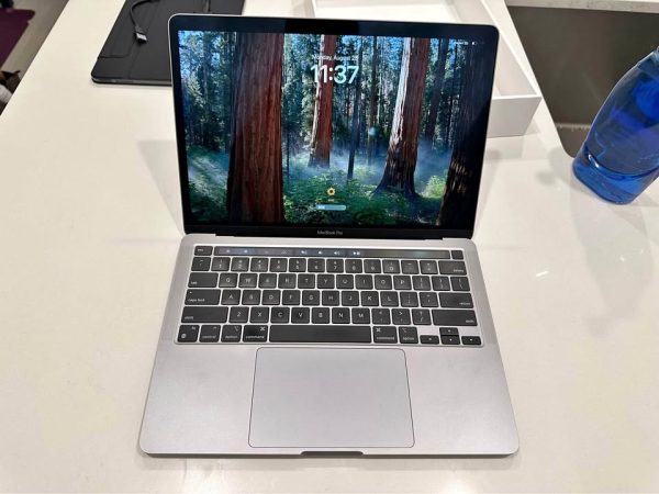 MacBook Pro m1 with Touch Bar