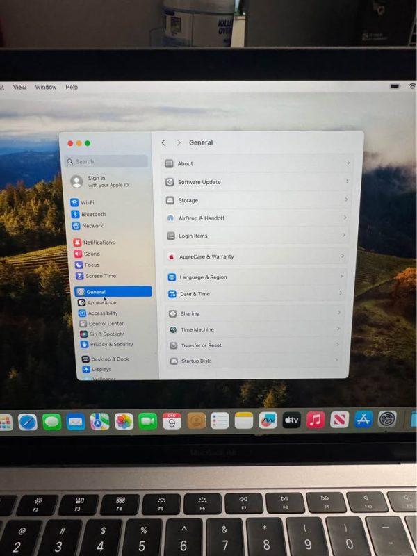 APPLE MACBOOK AIR THUNDERBOLT WITH CHARGER AND EXTRA SOLD AT LOCAL PC STORE