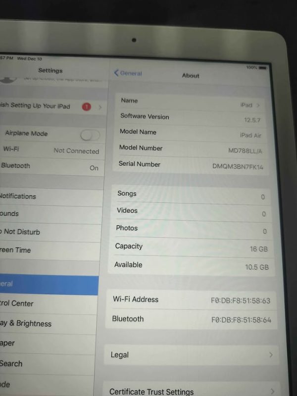 2013 Apple iPad Air 1Gen