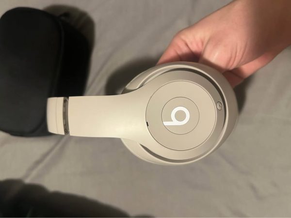 Beat Studio Pros Headphone Like New