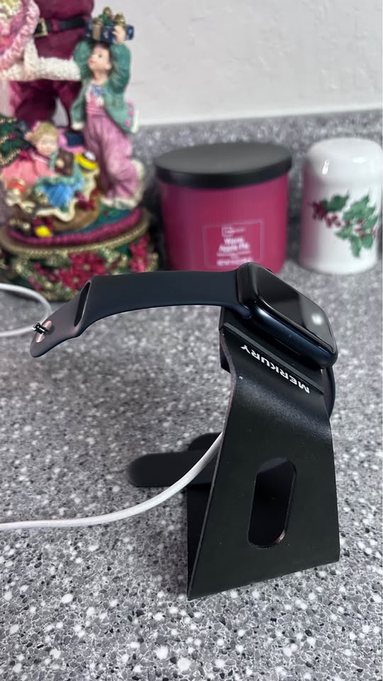 Apple Watch Series 8