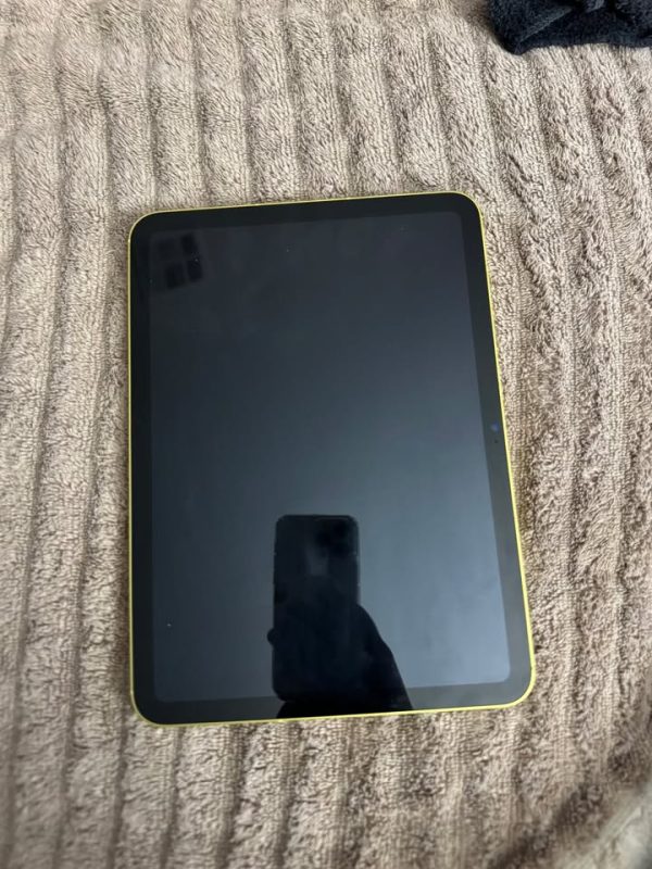 Gen 10 Ipad 64GB Wifi + Cellular