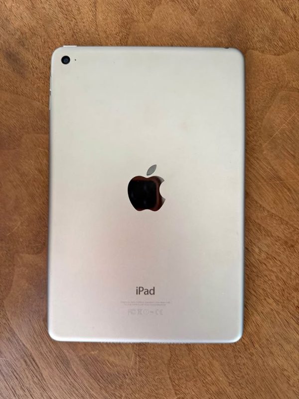 iPad mini 4 (64gb - WiFi only)