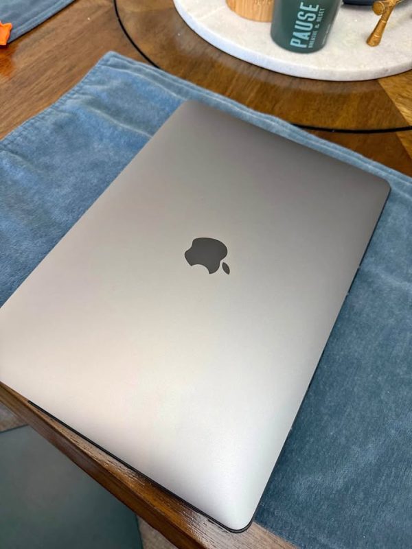 Mac book pro 13