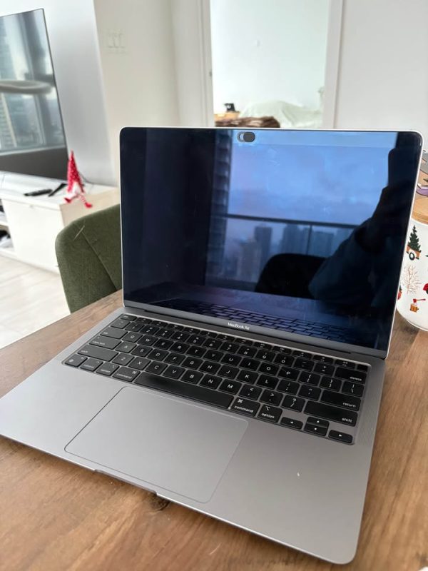 Macbook Air (M1,2020)