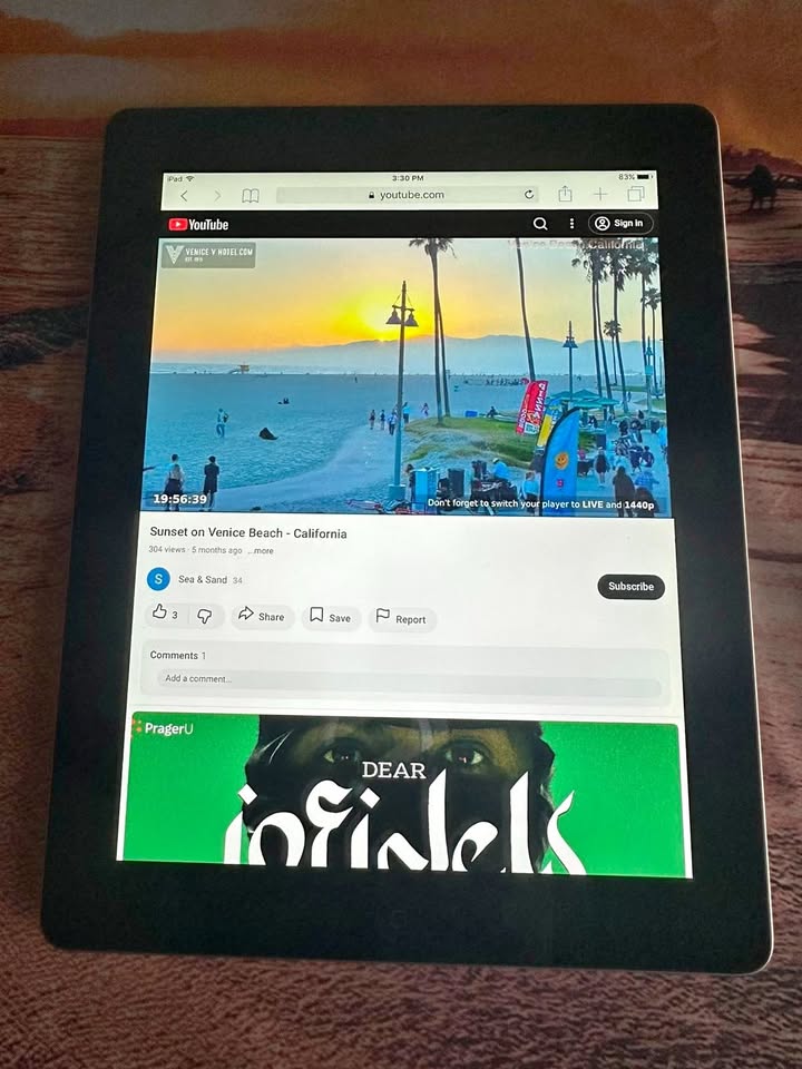 iPad First Gen Tablet 16GB - 9.7 inch 2 iPad First Gen Tablet 16GB - 9.7 inch