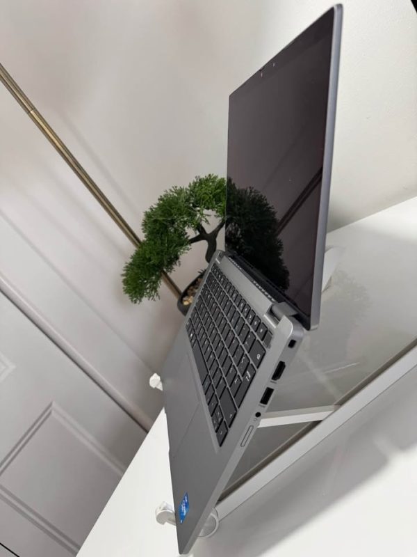 Dell Latitude 5320; i5 11Th; 16Go Ram; 256Go SSD.