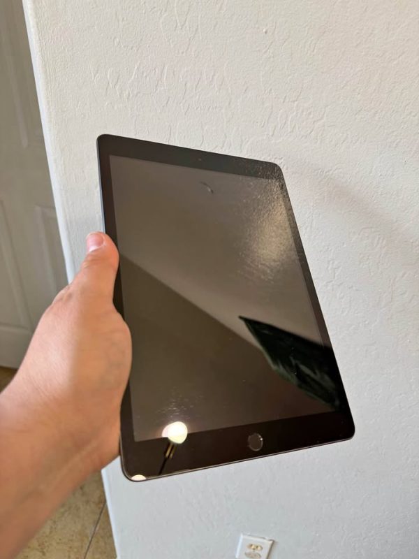 iPad 9th gen 256gb Wi-Fi + Cellular