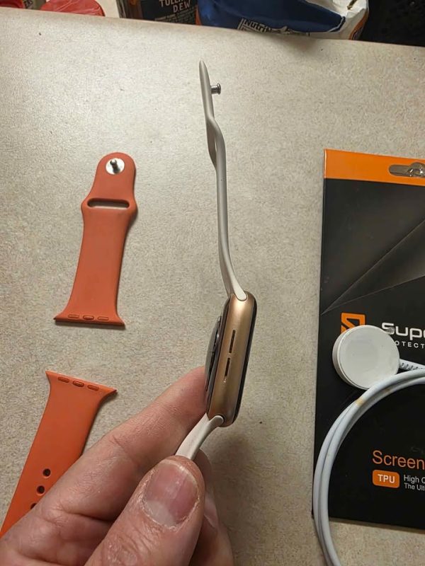 Apple watch Series 5 44mm GPS, with new staps from apple, screenprotector, charging cable