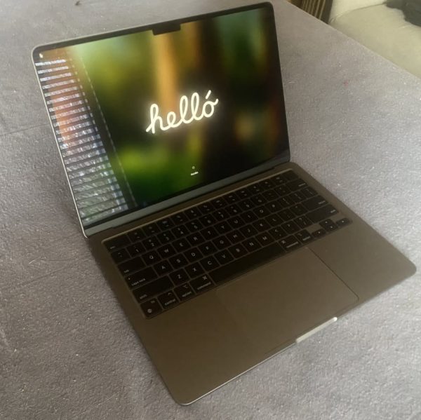 Apple Macbook Air 13.6