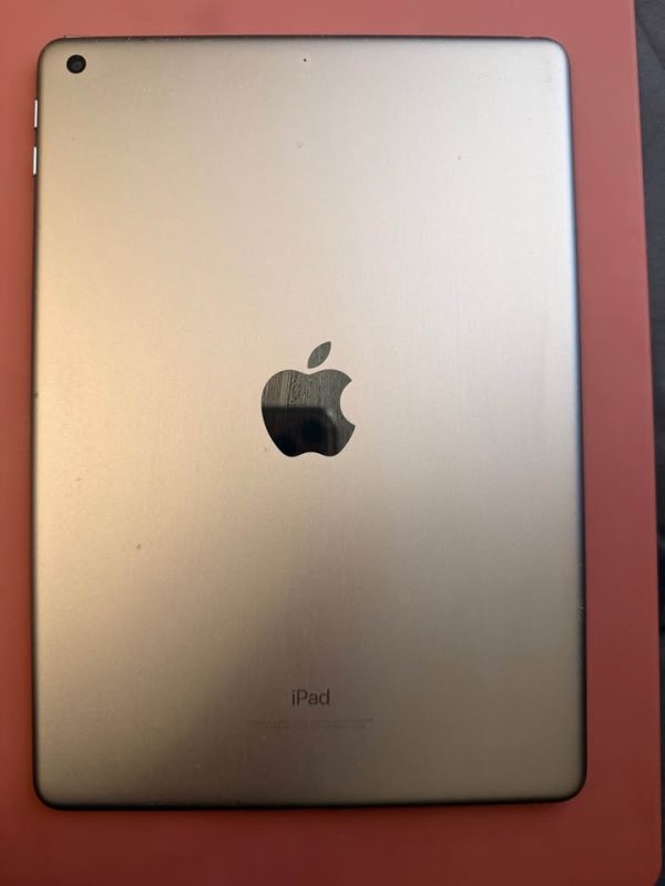 Ipad (6th Generation) - 128 gb