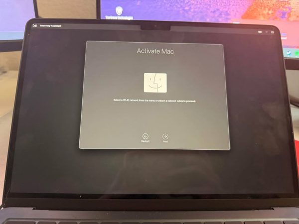 2022 Macbook air 13.8 inch 256gb 8gb ram