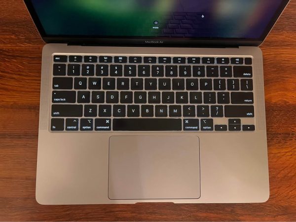 13” MacBook Air (2020, Intel i3, 512GB)