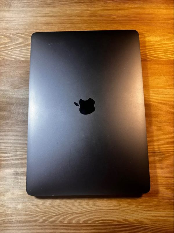 MacBook Pro (READ DISCRIPTION)