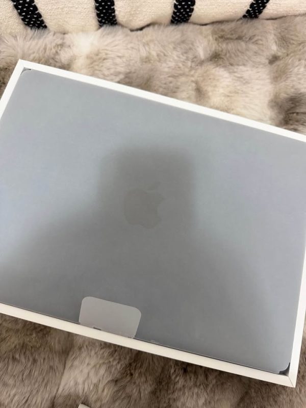 MIDNIGHT MACBOOK AIR M4