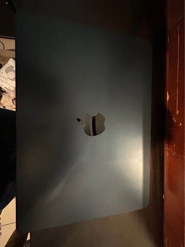 Apple M2 MacBook Air