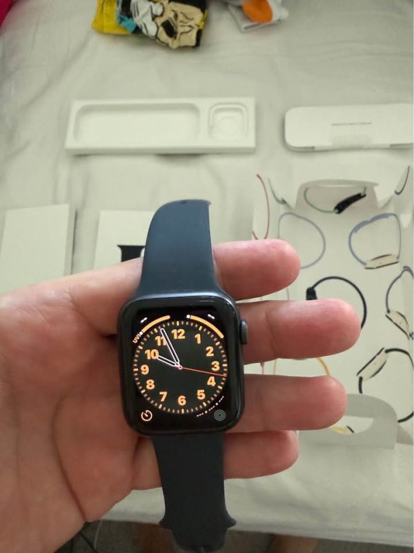 Apple Watch SE (44mm)
