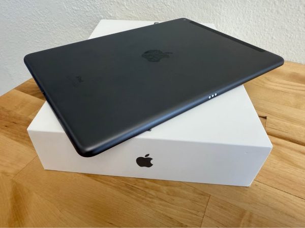 Apple iPad 9th Gen / WiFi+Cellular model
