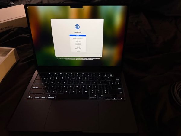 2025 Apple MacBook Air 13-inch Laptop - Apple M4 chip Built for Apple Intelligence 16GB Memory 256G