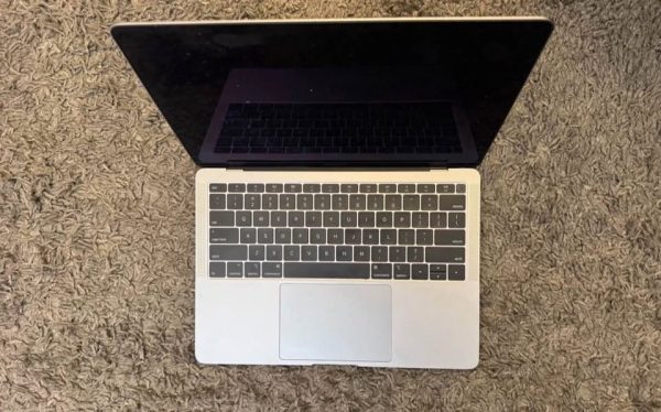 2020 Apple MacBook Air 13