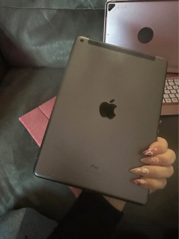 Wifi/cellular iPad 9th gen