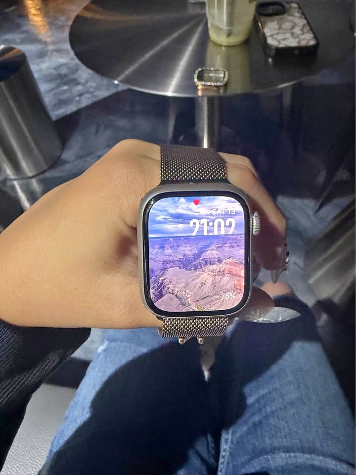 Apple Watch Series 8 7 Apple Watch Series 8
