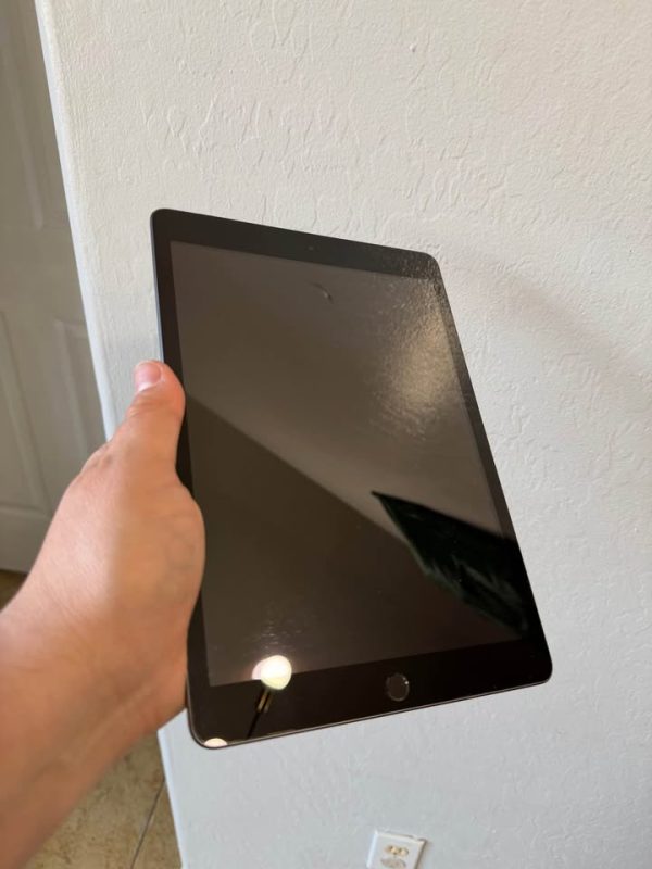 iPad 9th gen 256gb Wi-Fi + Cellular